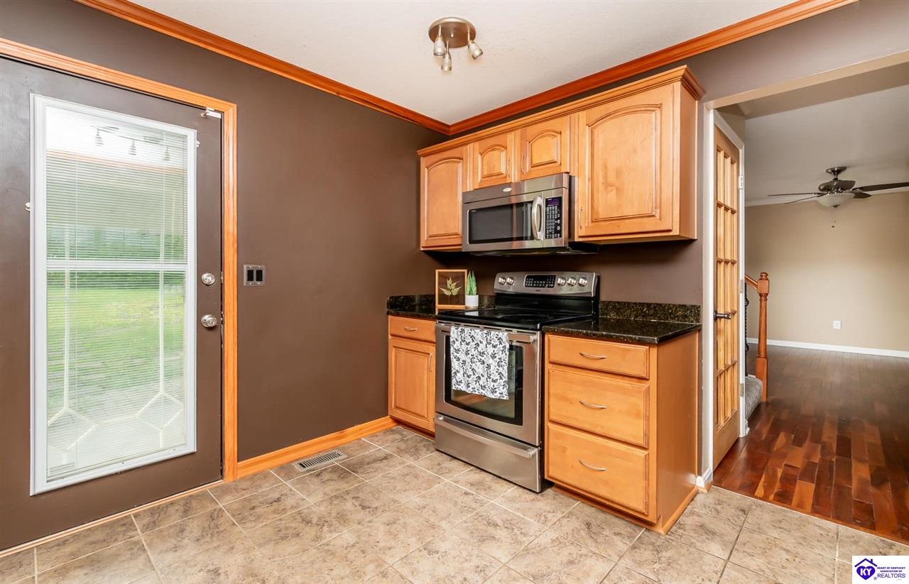 Listing Picture 1304 Fleming Drive Elizabethtown, KY 42701 MLS HK25001671