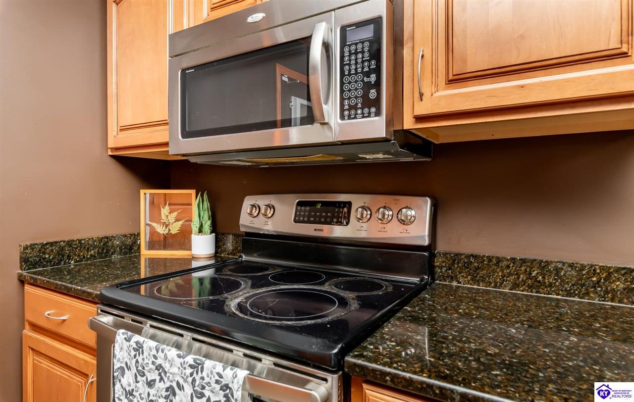 Listing Picture 1304 Fleming Drive Elizabethtown, KY 42701 MLS HK25001671