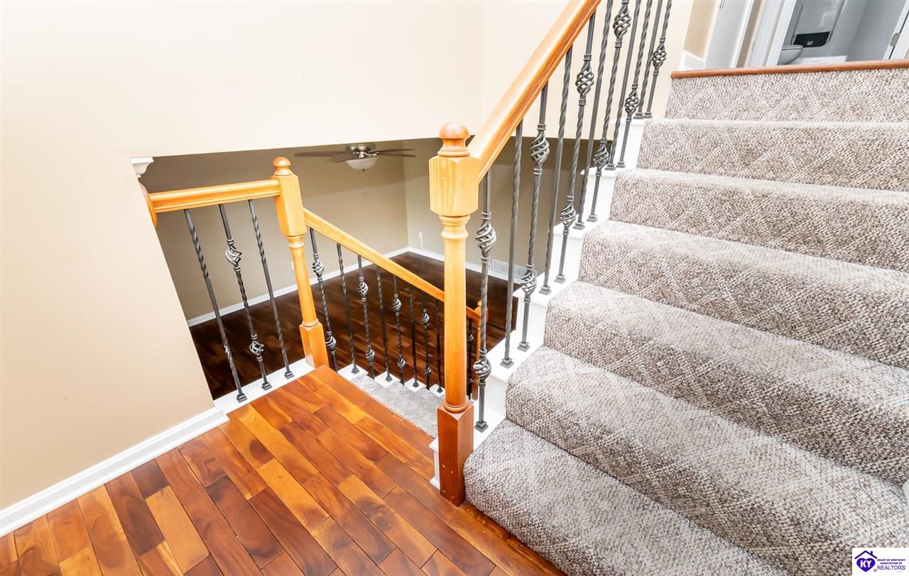 Listing Picture 1304 Fleming Drive Elizabethtown, KY 42701 MLS HK25001671