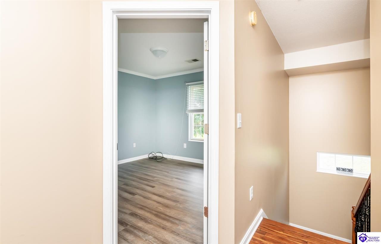 Listing Picture 1304 Fleming Drive Elizabethtown, KY 42701 MLS HK25001671