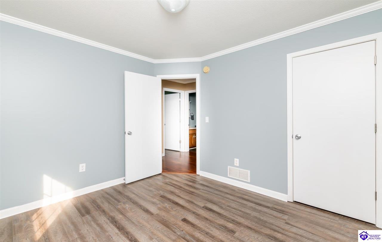 Listing Picture 1304 Fleming Drive Elizabethtown, KY 42701 MLS HK25001671