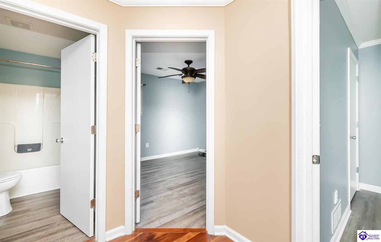 Listing Picture 1304 Fleming Drive Elizabethtown, KY 42701 MLS HK25001671