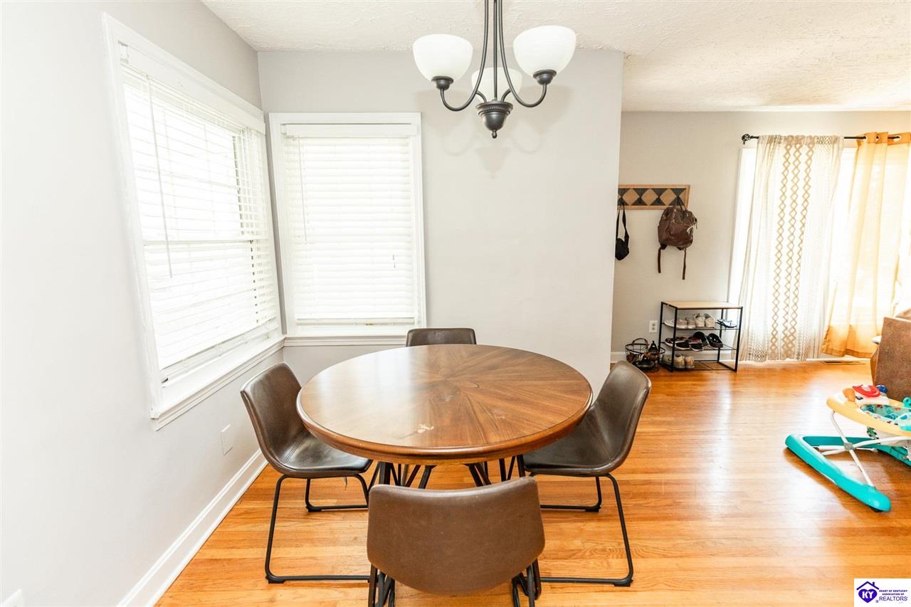 Listing Picture 301 State Street Elizabethtown, KY 42701 MLS HK25001679