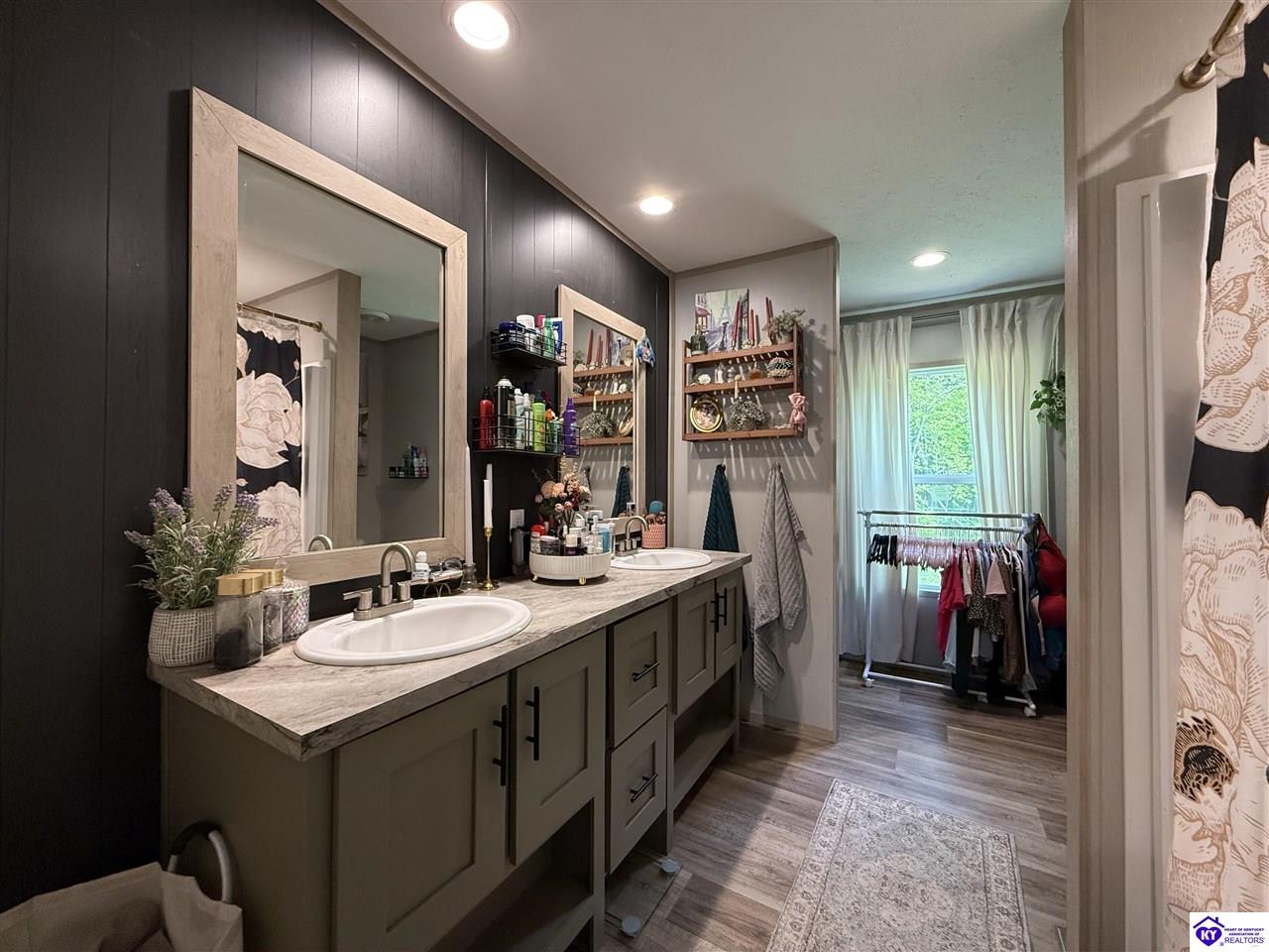 Listing Picture 1080 Tom Brown Road Vine Grove, KY 40175 MLS HK25001681