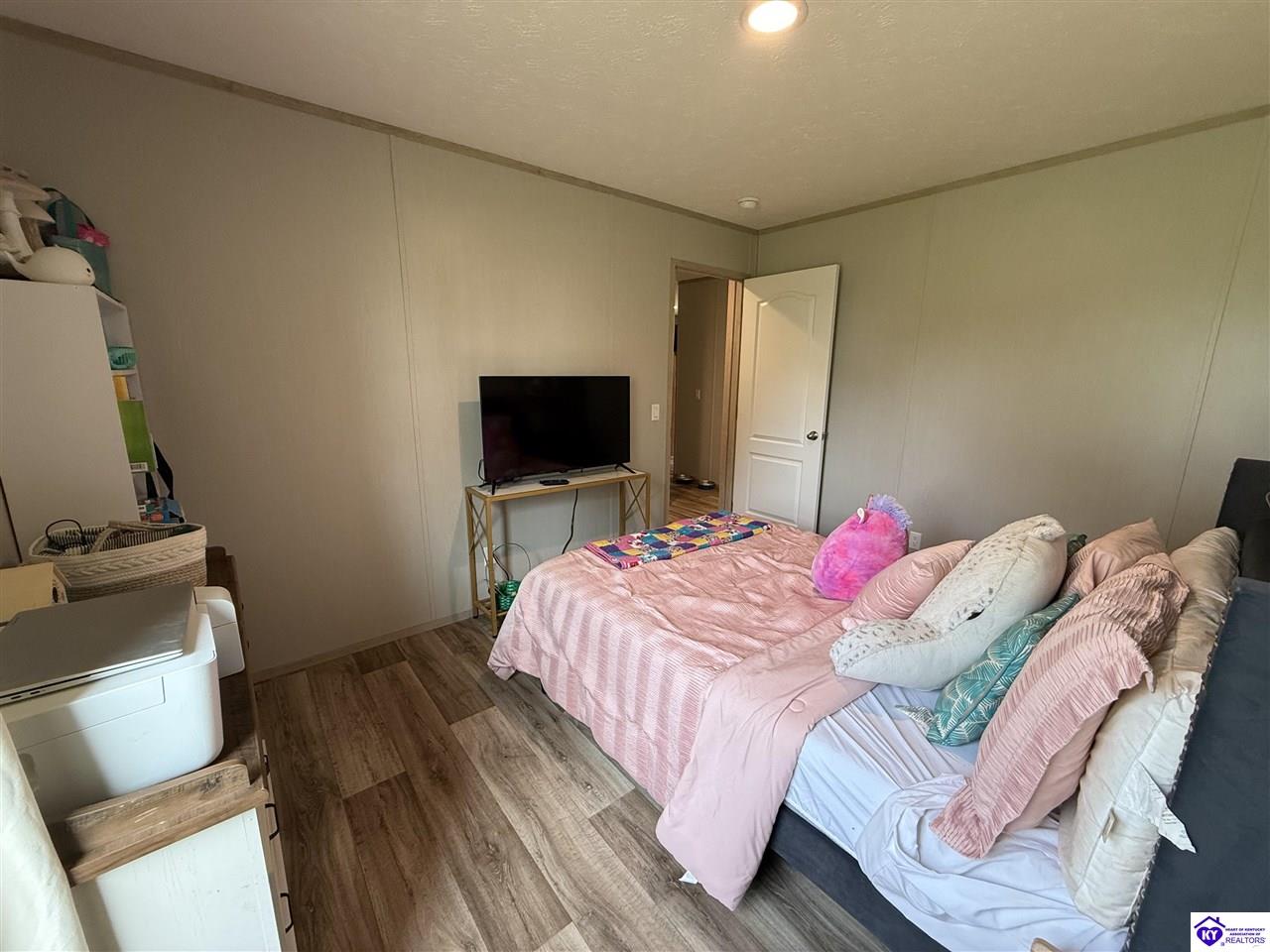 Listing Picture 1080 Tom Brown Road Vine Grove, KY 40175 MLS HK25001681