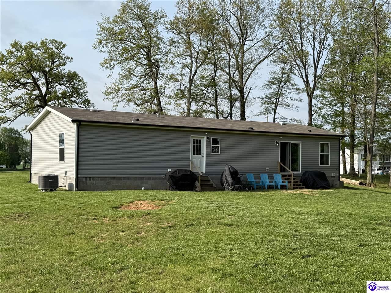 Listing Picture 1080 Tom Brown Road Vine Grove, KY 40175 MLS HK25001681