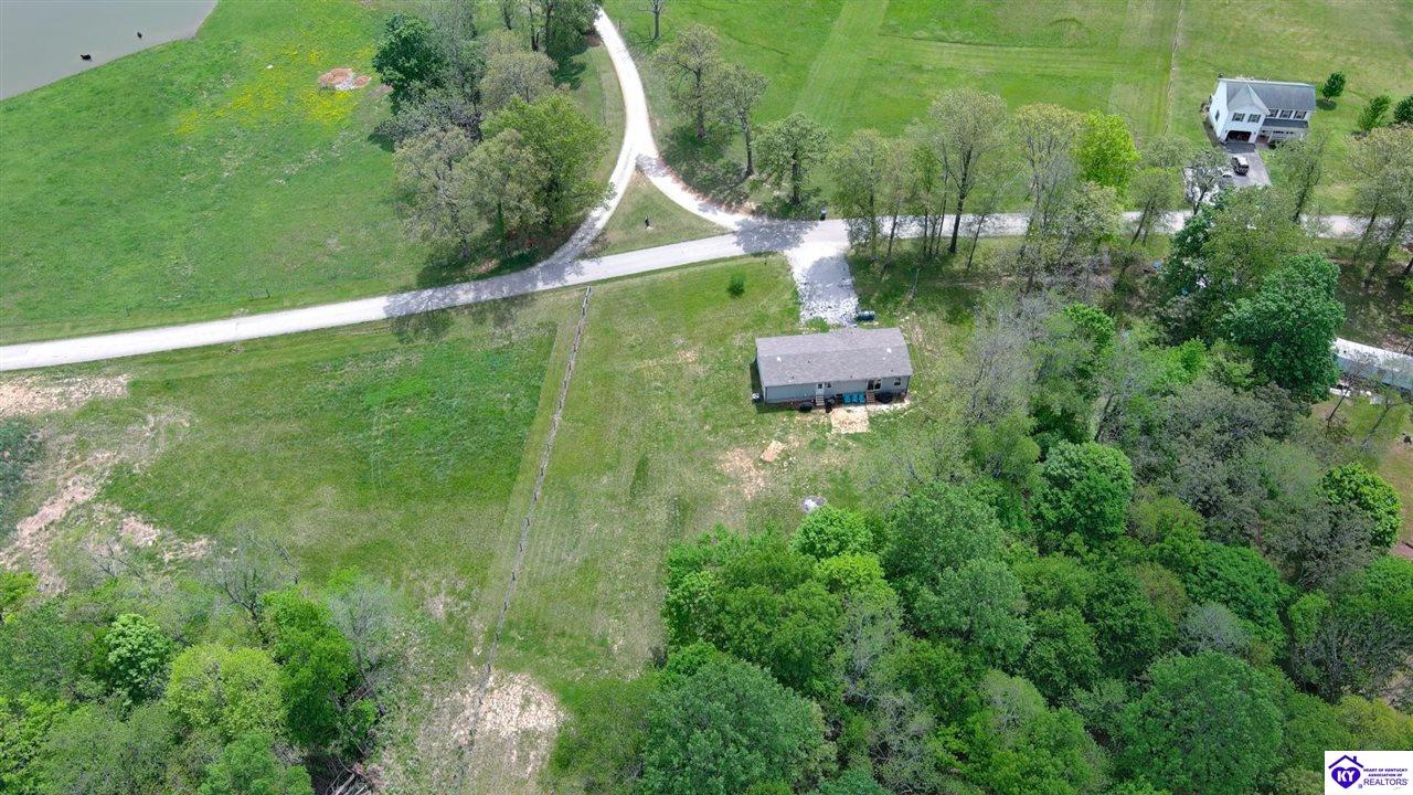 Listing Picture 1080 Tom Brown Road Vine Grove, KY 40175 MLS HK25001681
