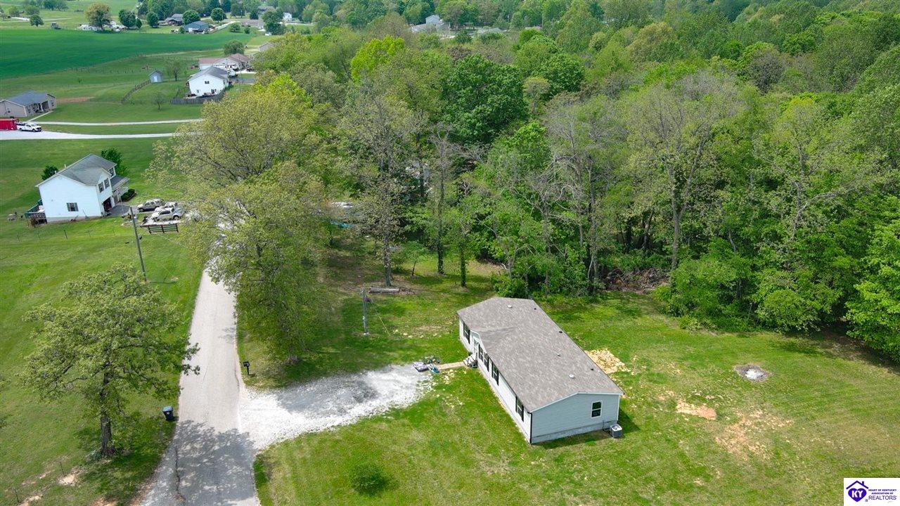 Listing Picture 1080 Tom Brown Road Vine Grove, KY 40175 MLS HK25001681