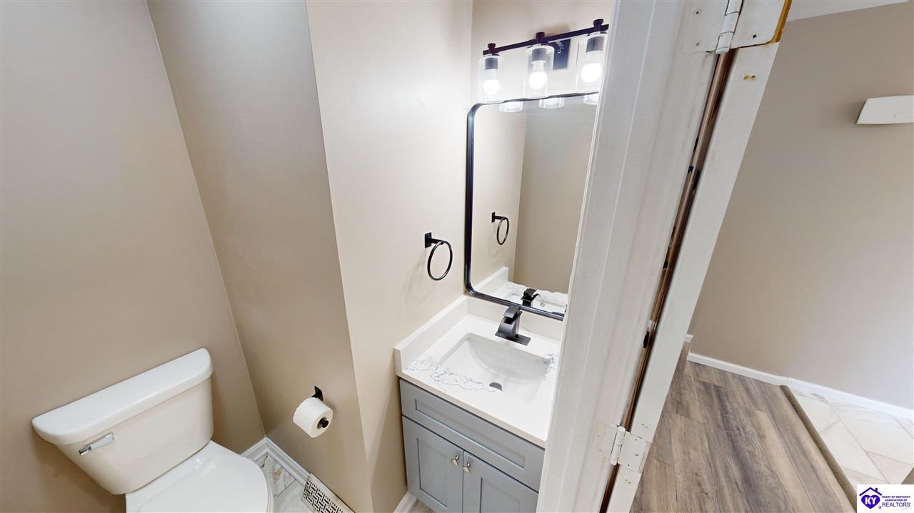 Listing Picture 205 Autumn Way Elizabethtown, KY 42701 MLS HK25001692