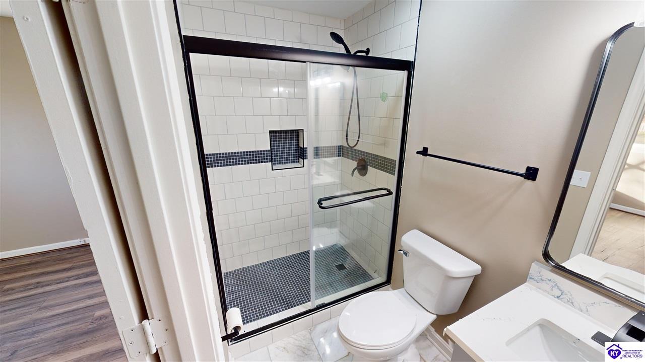 Listing Picture 205 Autumn Way Elizabethtown, KY 42701 MLS HK25001692