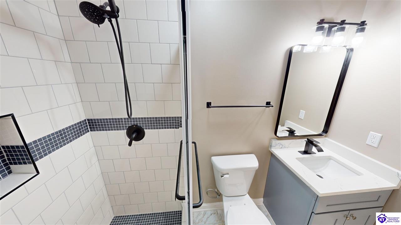 Listing Picture 205 Autumn Way Elizabethtown, KY 42701 MLS HK25001692