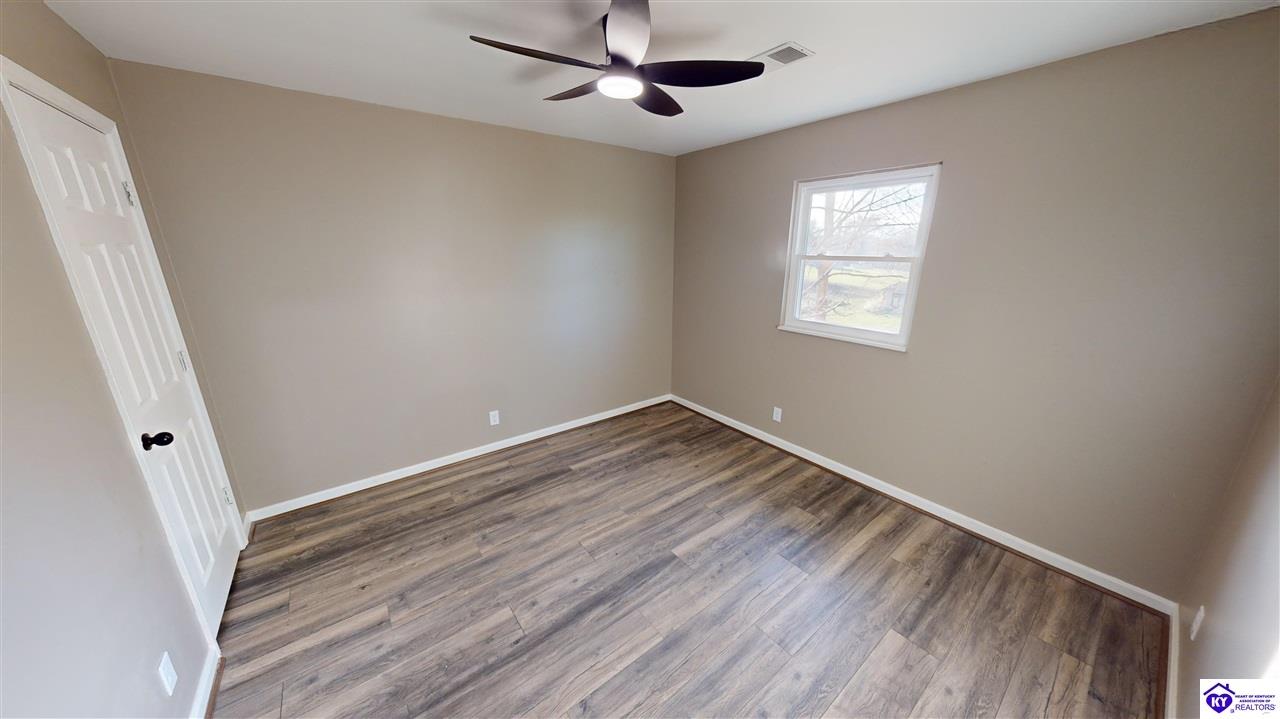 Listing Picture 205 Autumn Way Elizabethtown, KY 42701 MLS HK25001692