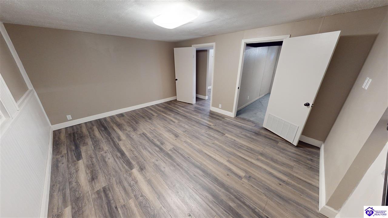 Listing Picture 205 Autumn Way Elizabethtown, KY 42701 MLS HK25001692