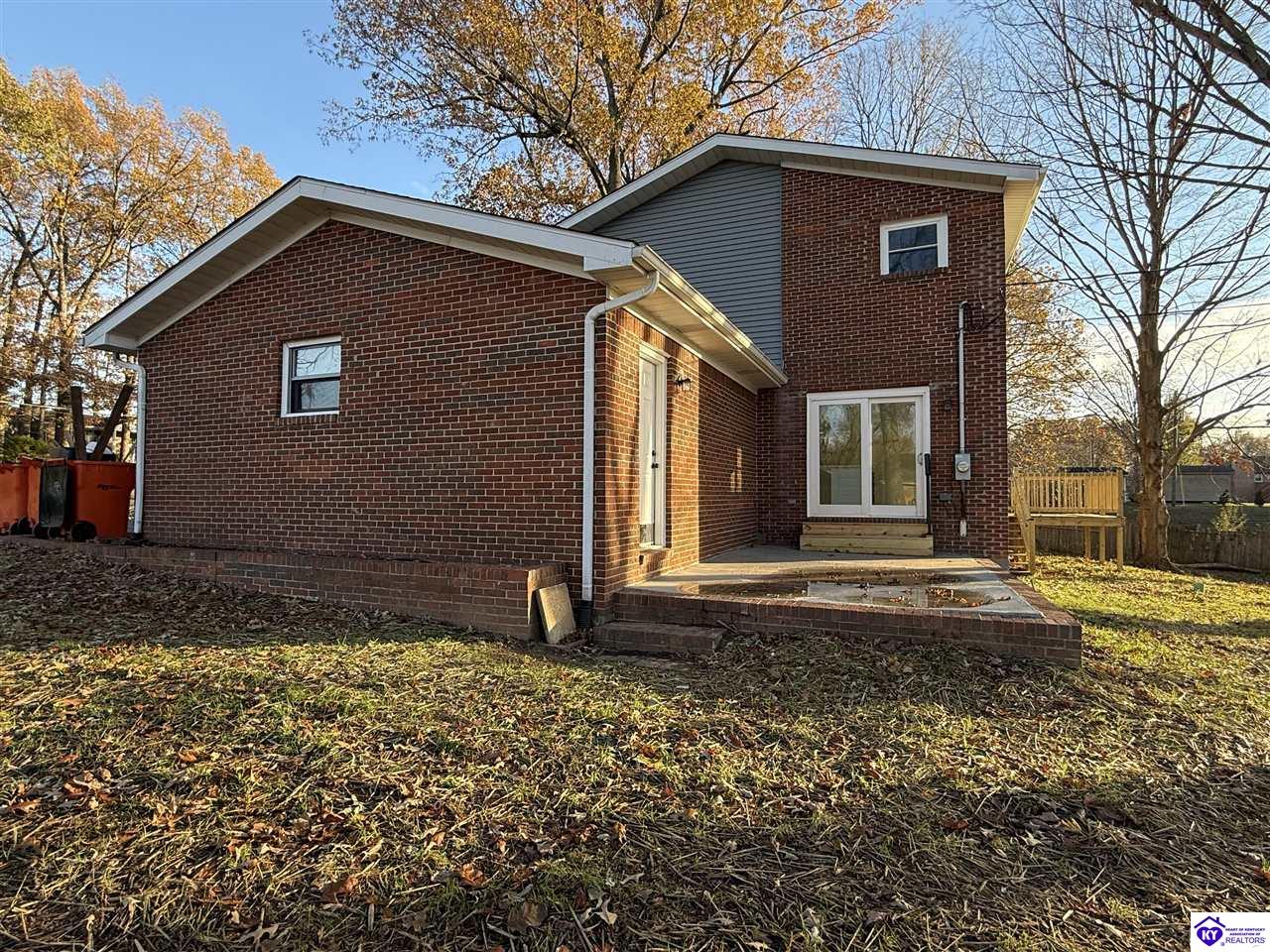 Listing Picture 205 Autumn Way Elizabethtown, KY 42701 MLS HK25001692