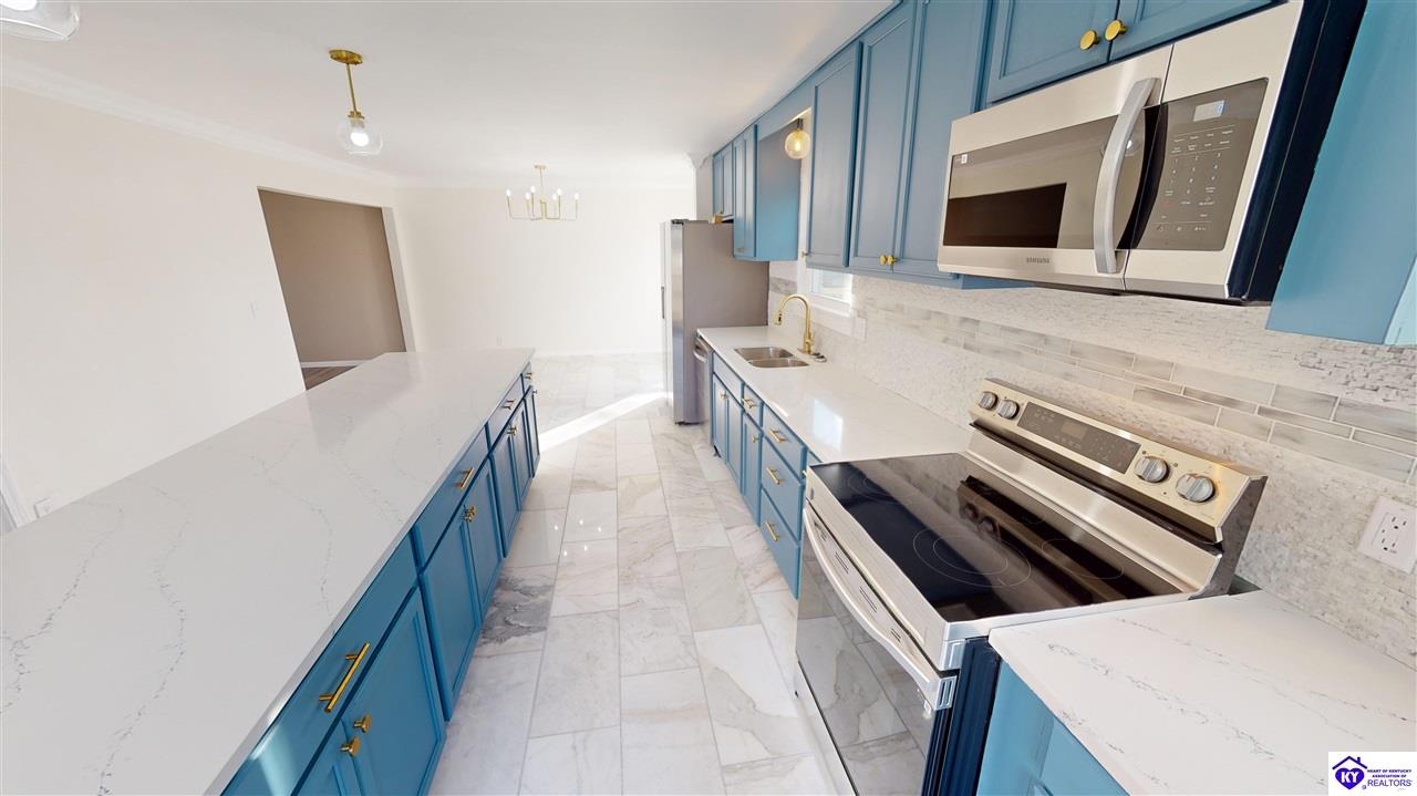 Listing Picture 205 Autumn Way Elizabethtown, KY 42701 MLS HK25001692