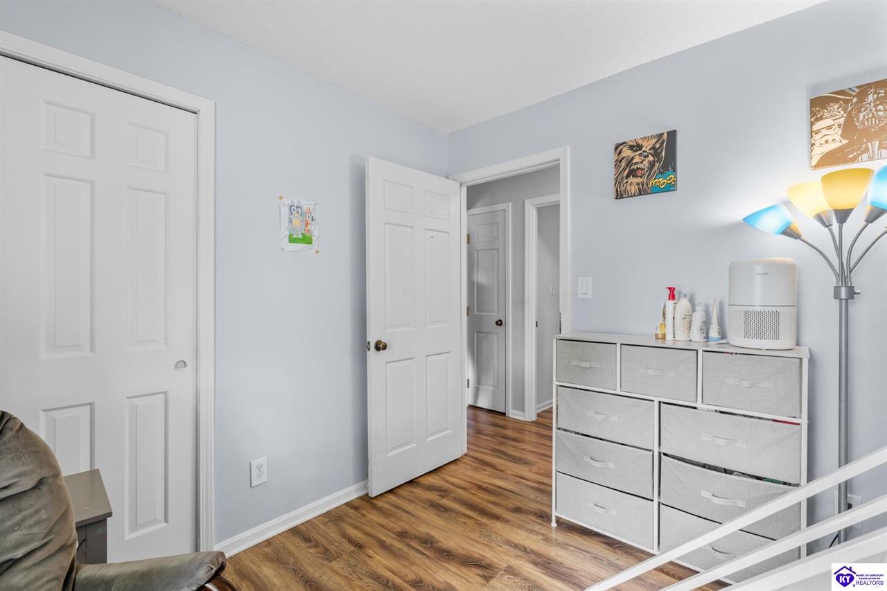 231 Oakwood Drive Elizabethtown, KY 42701 #4