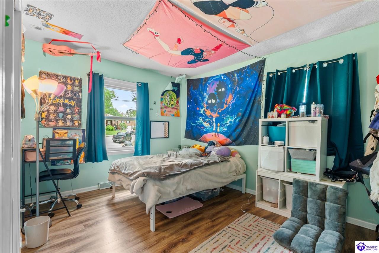 Listing Picture 231 Oakwood Drive Elizabethtown, KY 42701 MLS HK25001693