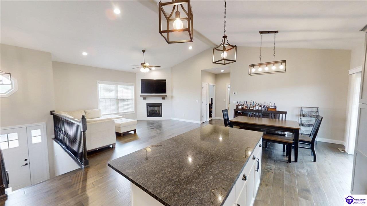 Listing Picture 302 Turner Court Vine Grove, KY 40175 MLS HK25001699