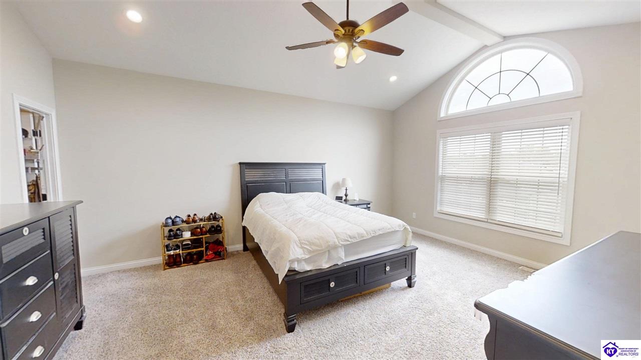 Listing Picture 302 Turner Court Vine Grove, KY 40175 MLS HK25001699