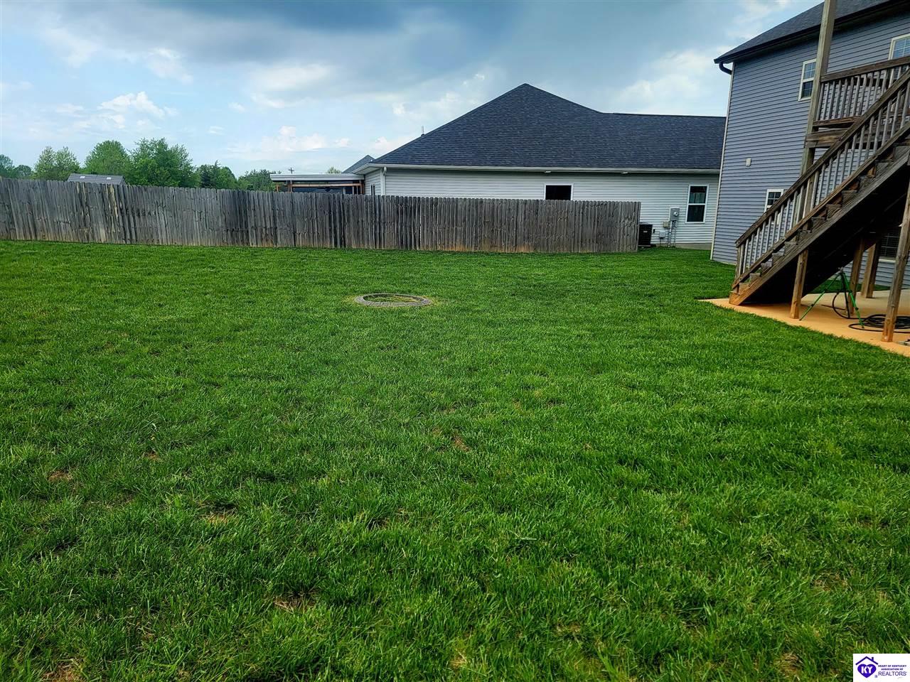 Listing Picture 302 Turner Court Vine Grove, KY 40175 MLS HK25001699