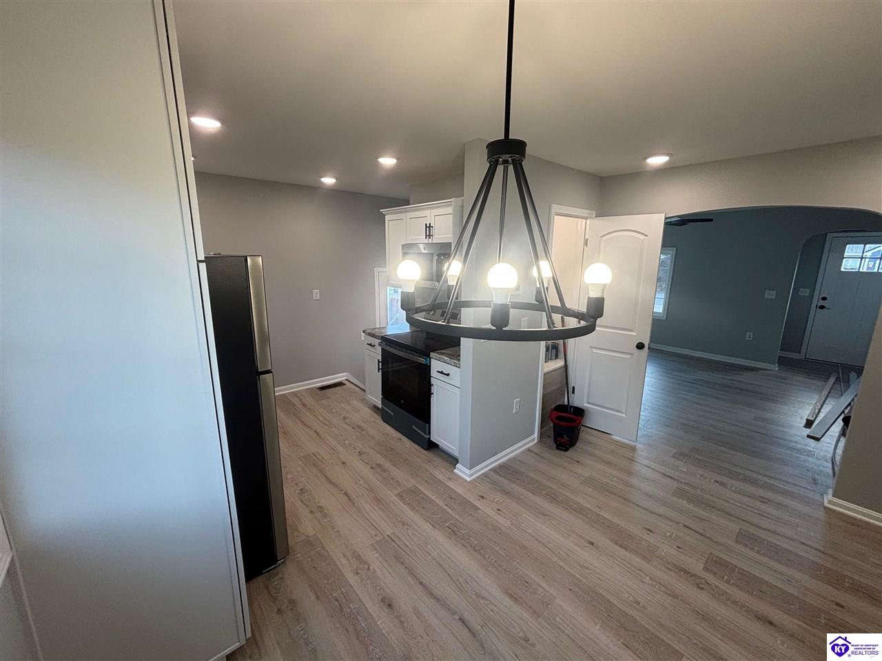 Listing Picture 125 Frank Street Elizabethtown, KY 42701 MLS HK25001714