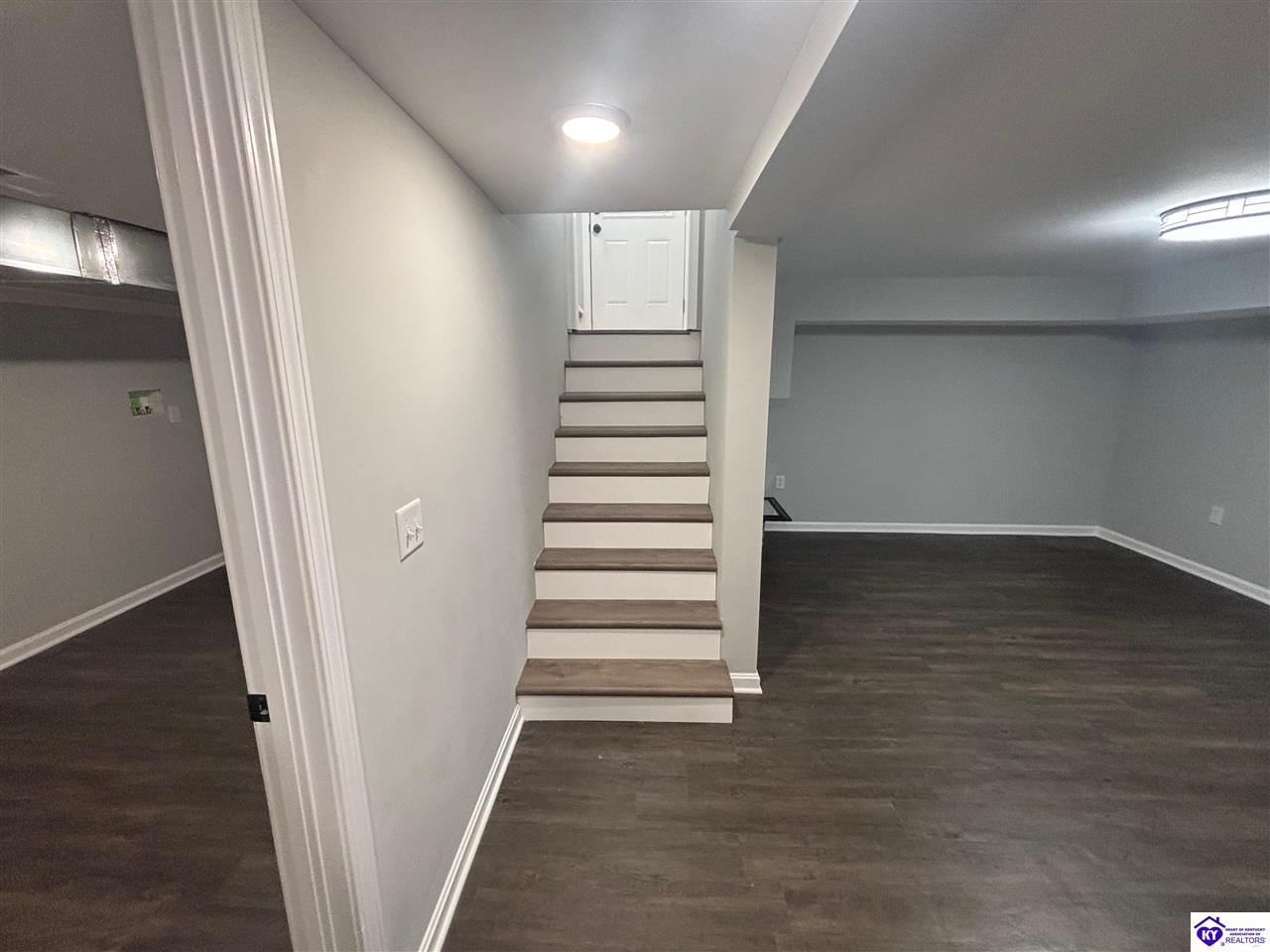 Listing Picture 125 Frank Street Elizabethtown, KY 42701 MLS HK25001714