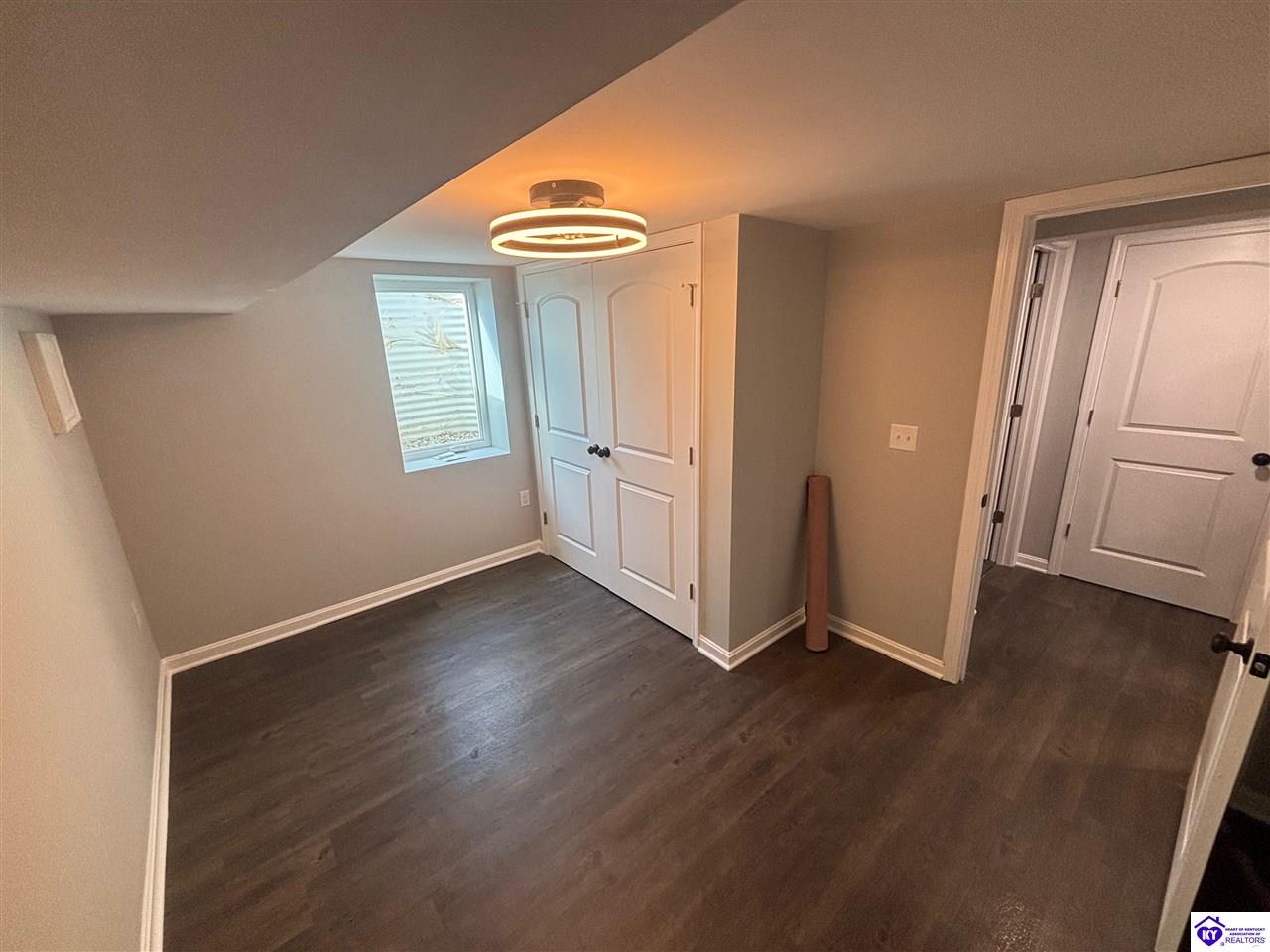 Listing Picture 125 Frank Street Elizabethtown, KY 42701 MLS HK25001714