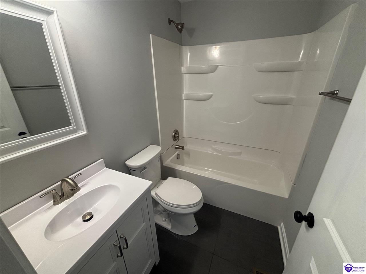 Listing Picture 125 Frank Street Elizabethtown, KY 42701 MLS HK25001714