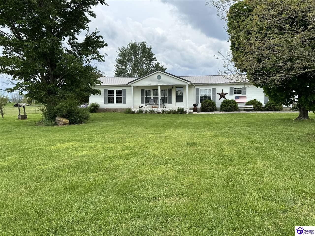 338 Highway 2781Irvington, KY 40146