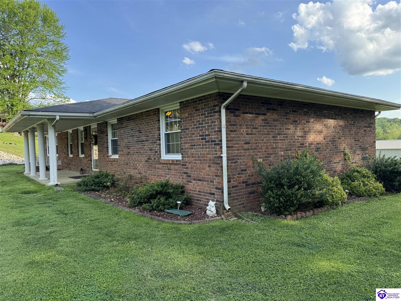 Listing Picture 911 Elm Street Cloverport, KY 40111 MLS HK25001716