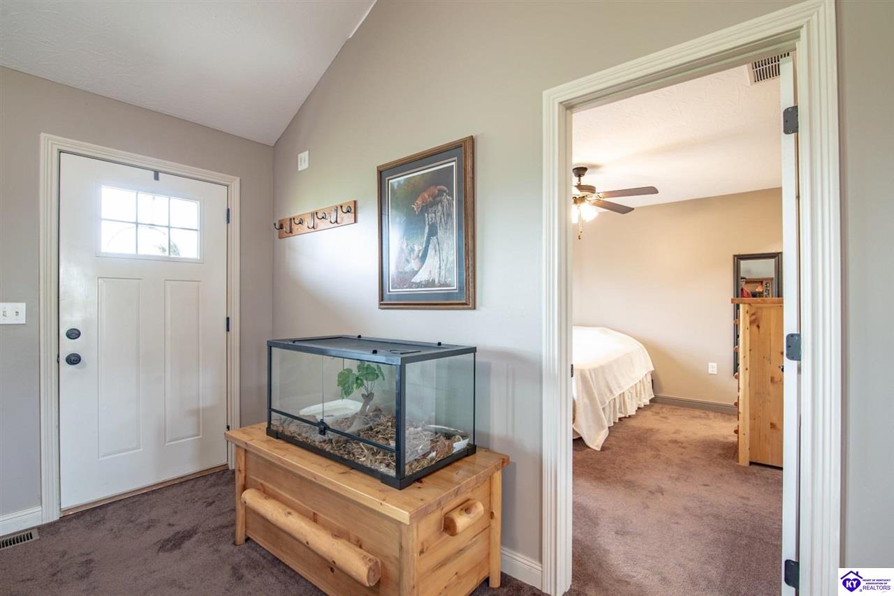 Listing Picture 450 Rolling Way Smiths Grove, KY 42171 MLS HK25001726