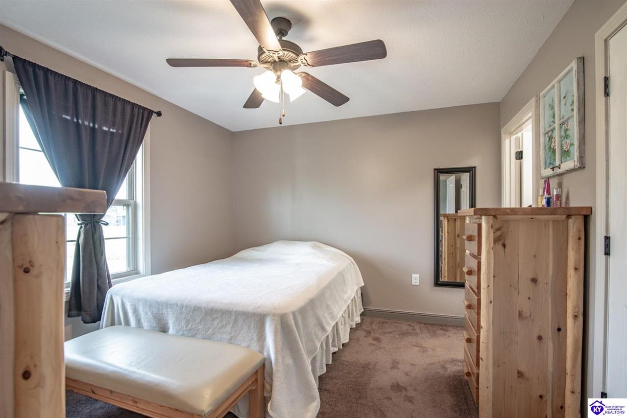 Listing Picture 450 Rolling Way Smiths Grove, KY 42171 MLS HK25001726