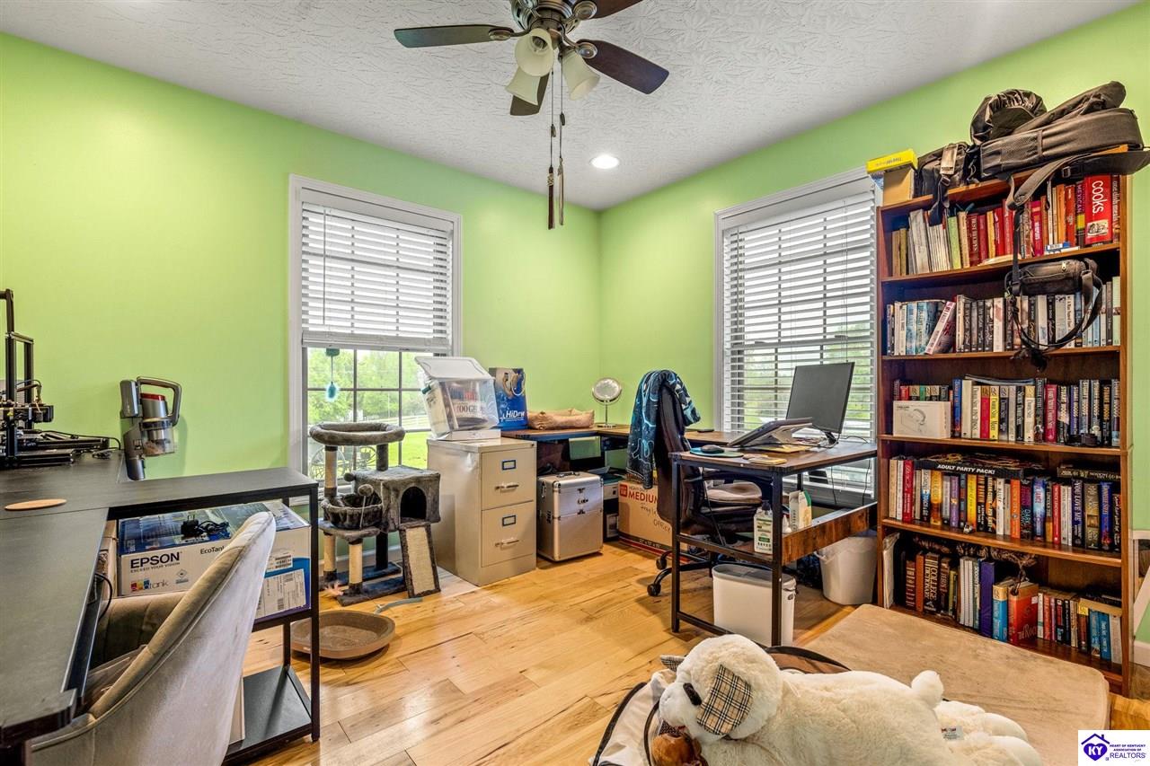 Listing Picture 15709 S Highway 259 Leitchfield, KY 42754 MLS HK25001729