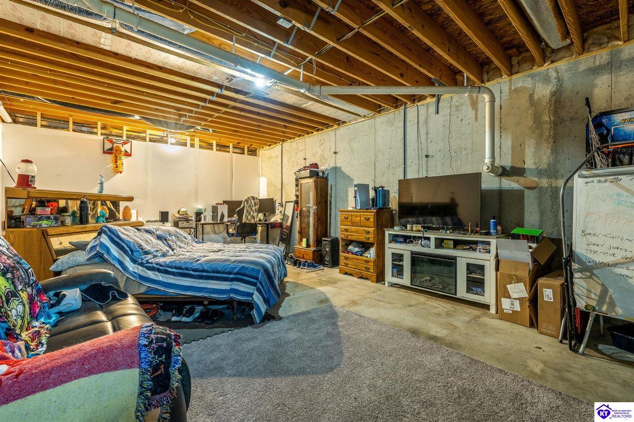 Listing Picture 15709 S Highway 259 Leitchfield, KY 42754 MLS HK25001729