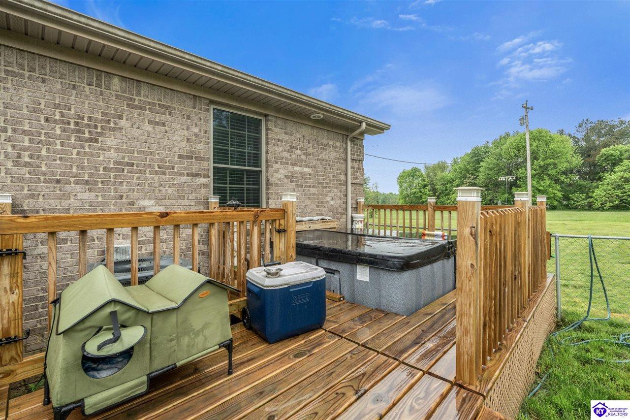 Listing Picture 15709 S Highway 259 Leitchfield, KY 42754 MLS HK25001729