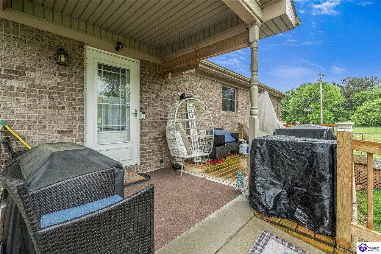 Listing Picture 15709 S Highway 259 Leitchfield, KY 42754 MLS HK25001729