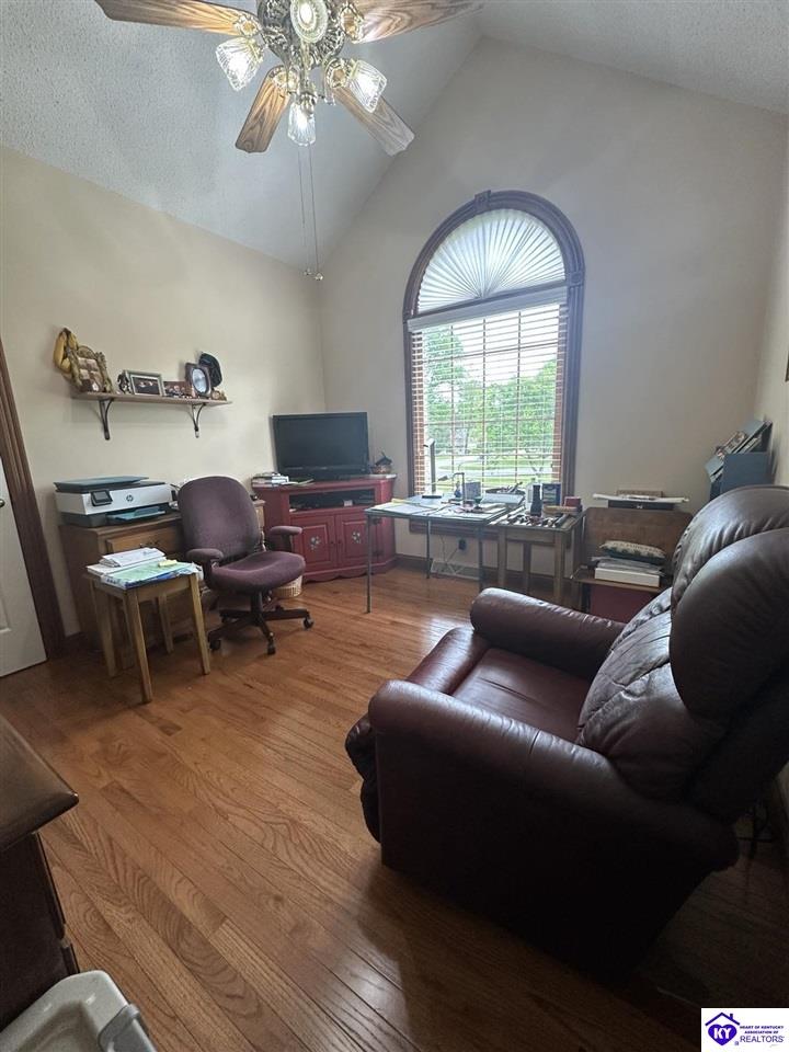 Listing Picture 615 Forest Hills Drive Campbellsville, KY 42718 MLS HK25001739