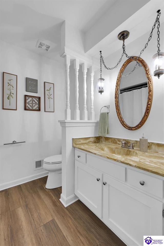 Listing Picture 512 Pennyroyal Way Louisville, KY 40223 MLS HK25001742