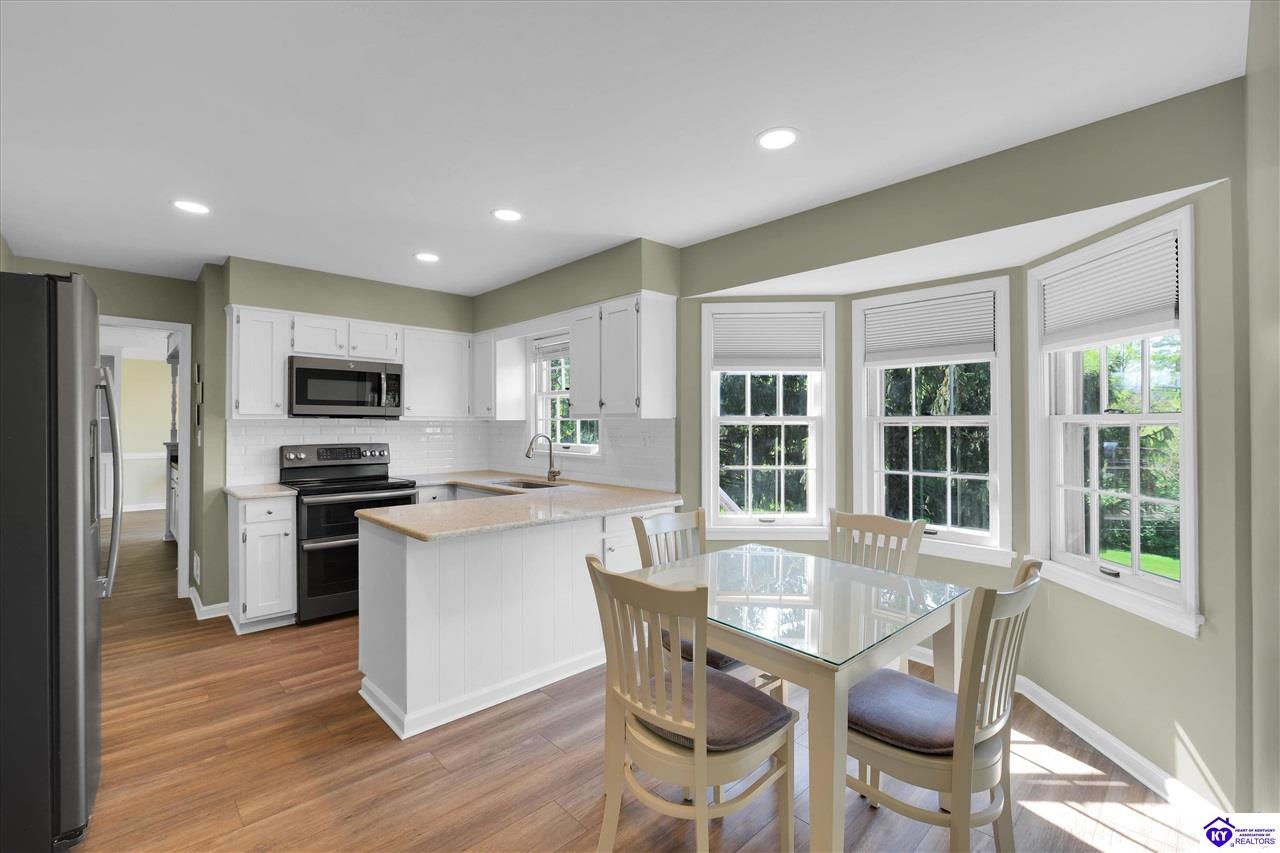 Listing Picture 512 Pennyroyal Way Louisville, KY 40223 MLS HK25001742