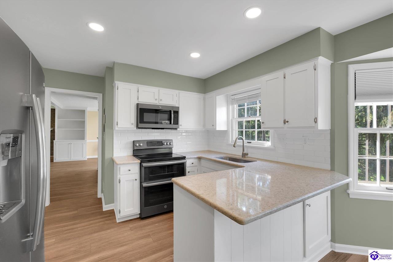 Listing Picture 512 Pennyroyal Way Louisville, KY 40223 MLS HK25001742