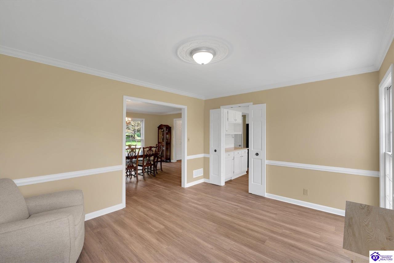 Listing Picture 512 Pennyroyal Way Louisville, KY 40223 MLS HK25001742