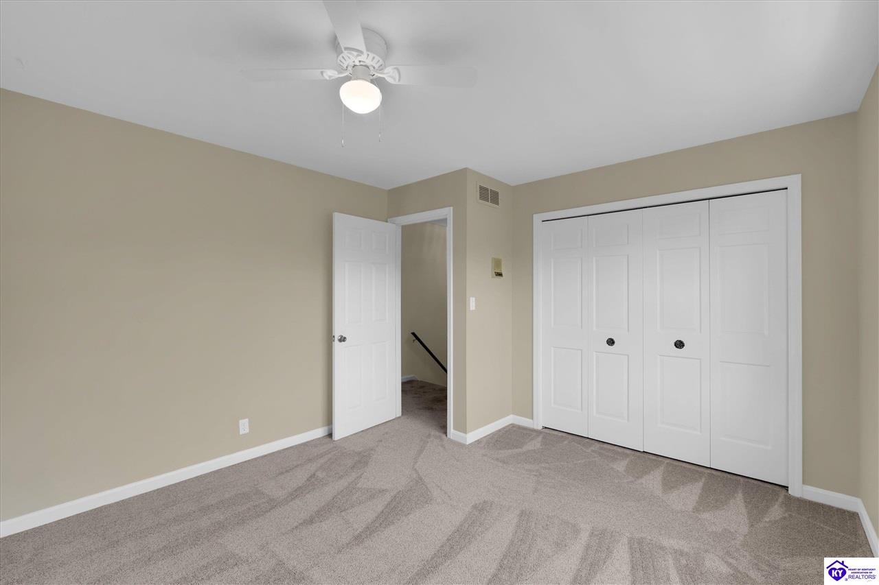 Listing Picture 512 Pennyroyal Way Louisville, KY 40223 MLS HK25001742