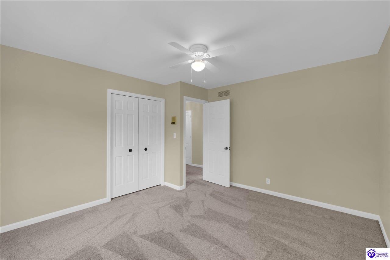 Listing Picture 512 Pennyroyal Way Louisville, KY 40223 MLS HK25001742