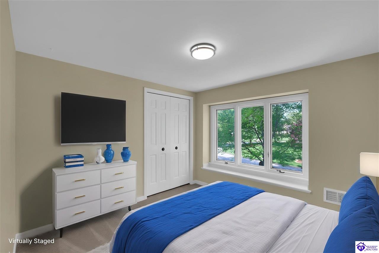 Listing Picture 512 Pennyroyal Way Louisville, KY 40223 MLS HK25001742