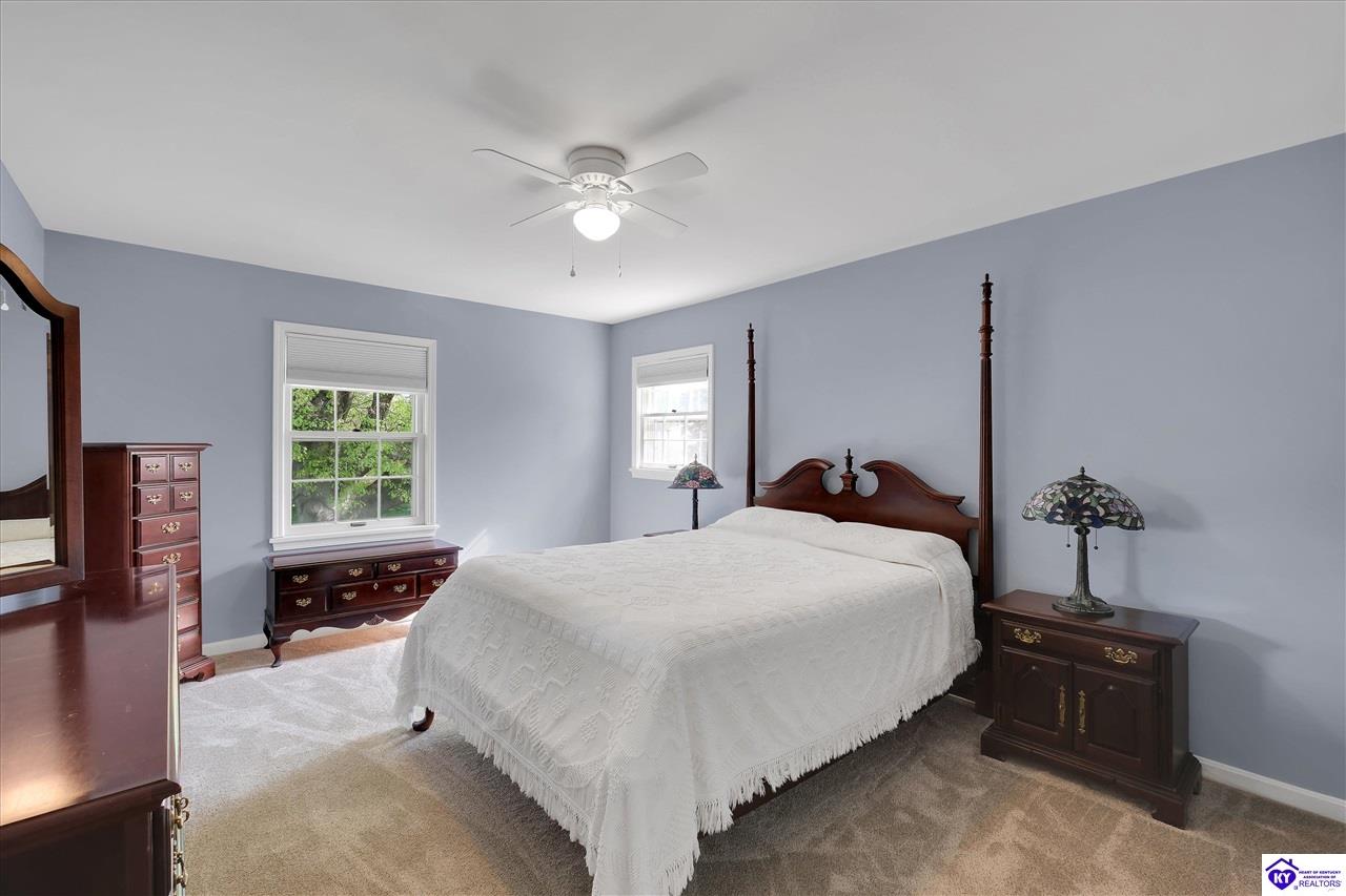 Listing Picture 512 Pennyroyal Way Louisville, KY 40223 MLS HK25001742