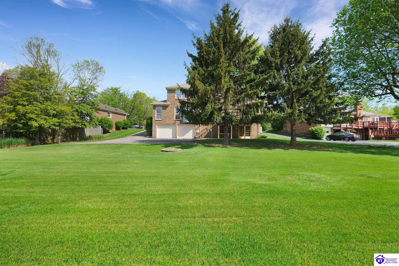 Listing Picture 512 Pennyroyal Way Louisville, KY 40223 MLS HK25001742