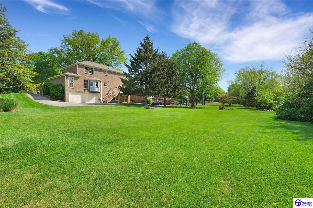 Listing Picture 512 Pennyroyal Way Louisville, KY 40223 MLS HK25001742