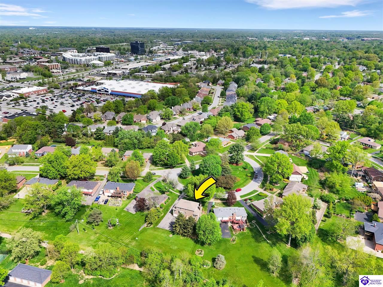 Listing Picture 512 Pennyroyal Way Louisville, KY 40223 MLS HK25001742