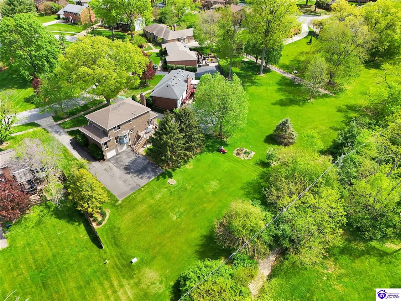 Listing Picture 512 Pennyroyal Way Louisville, KY 40223 MLS HK25001742