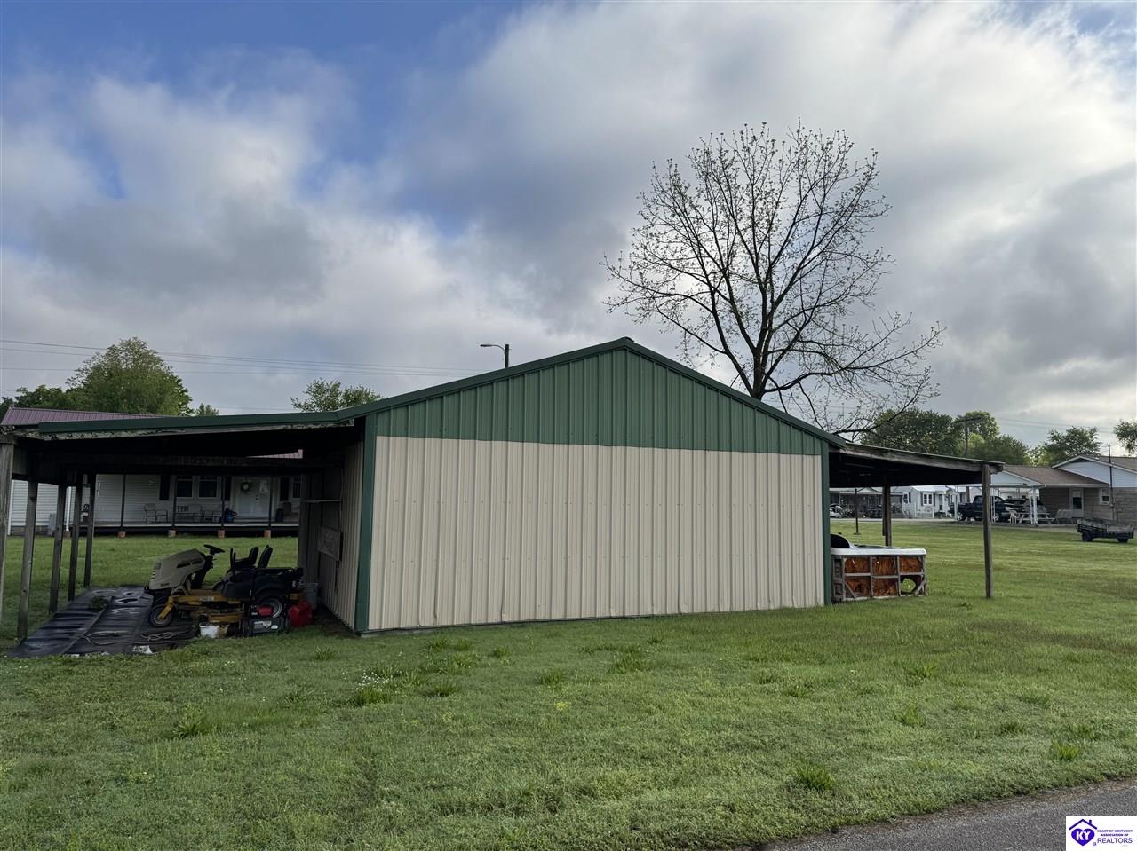 Listing Picture 1018 W Houston Street Cloverport, KY 40111 MLS HK25001744